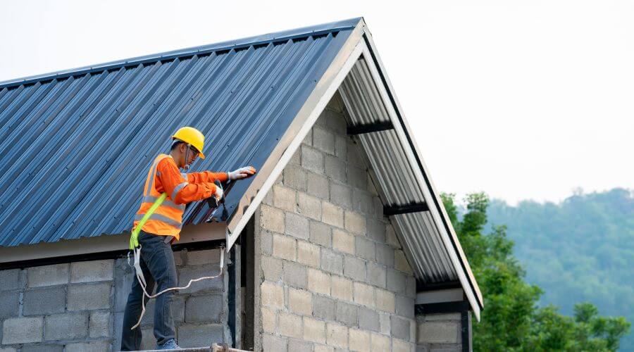 Professional residential roofers in Crownpoint, NM